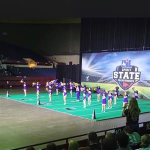 Denton HS cheerleaders